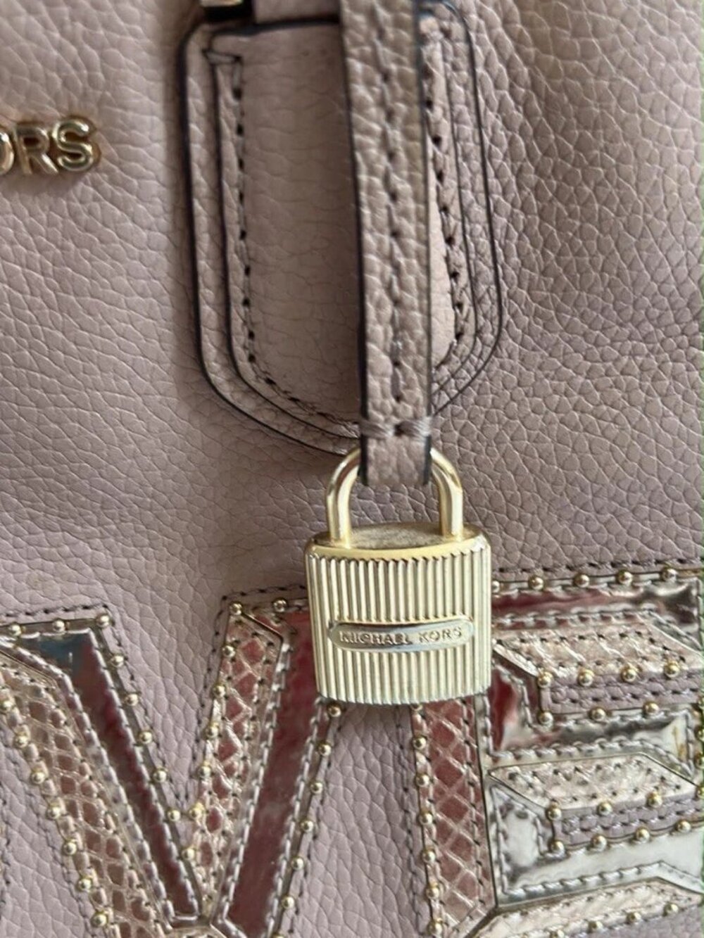 Michael Kors Adele Love Leather Shoulder Bag - Mauve / Old Rose - Picture 2 of 13